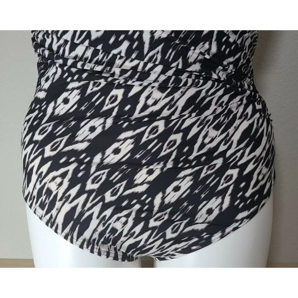 Miraclesuit Women's One Piece Faux‎ Wrap Ruched Swimsuit Black/White Print Sz 6